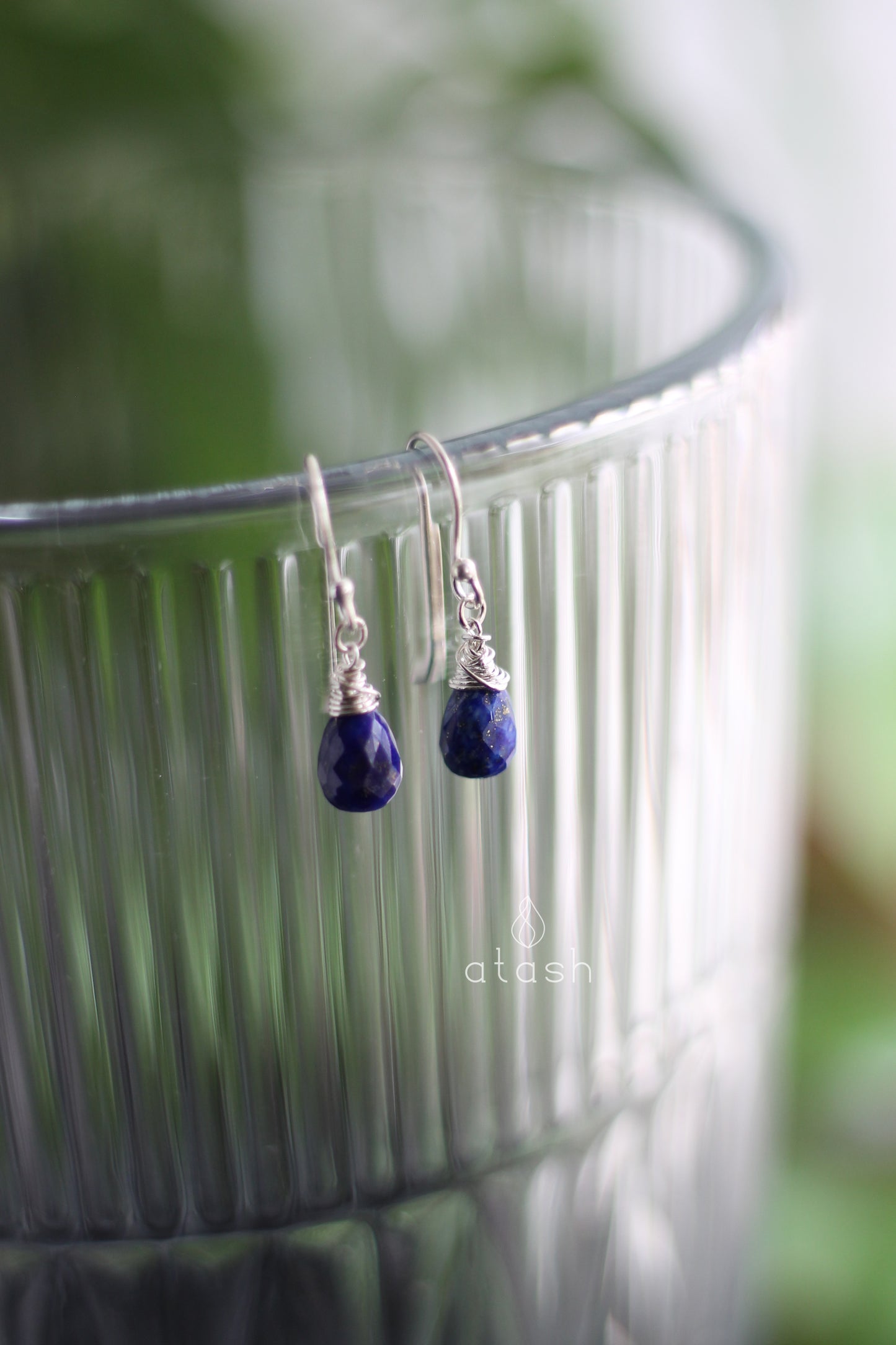 Amana Set of Necklace and Ear rings in Lapiz Lazuli and Sterling Silver