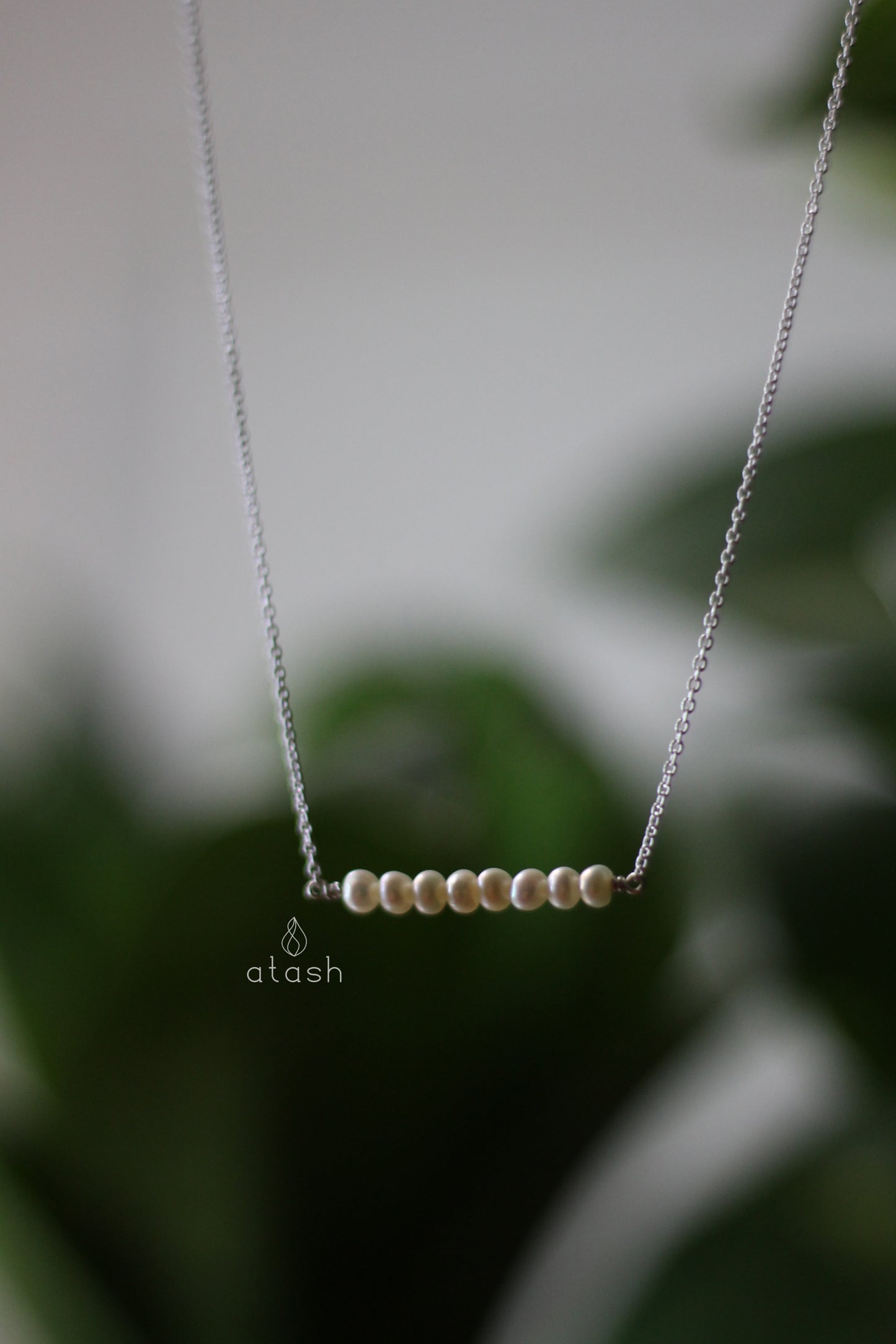 Bar Necklace in Pearls and Sterling Silver