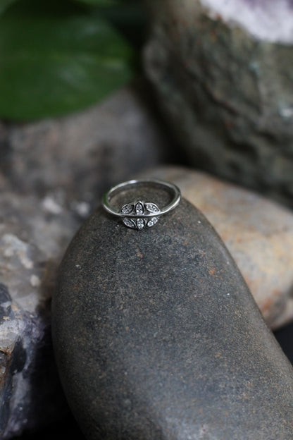 Blume Ring