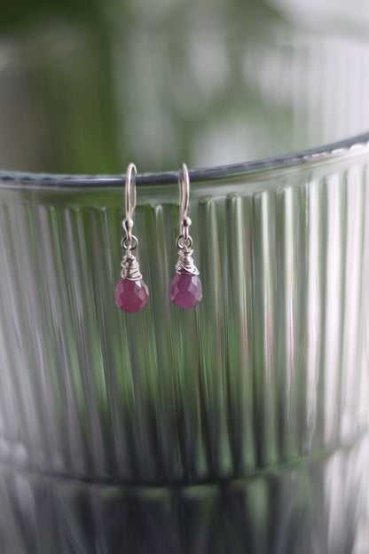 Amana Set of Necklace and Ear rings in Ruby and Sterling Silver