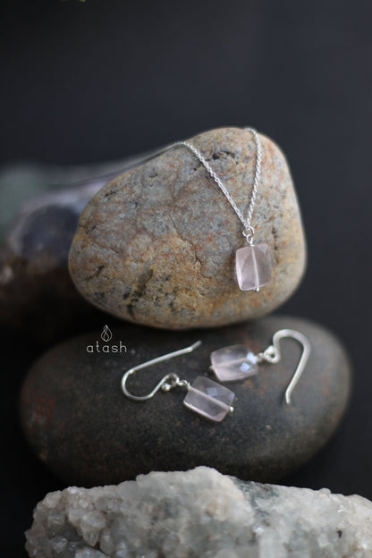 Amor Set of Necklace and Earrings in Rose Quartz and Sterling Silver